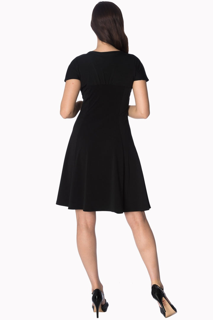 IT�S THE TWIST DRESS by Banned Apparel