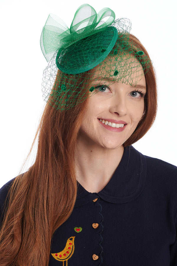 RIVIERA ROUND SINAMAY AND MESH FASCINATOR