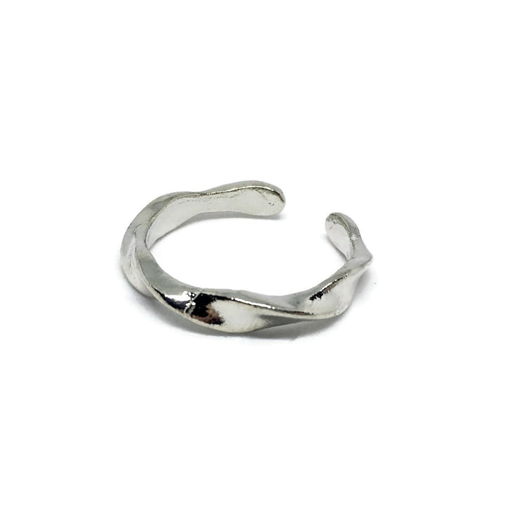 Twirling Adjustable Band Ring-2