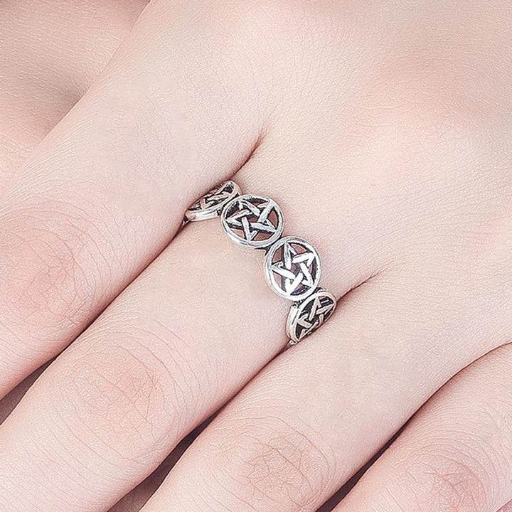 Arianrhod Chained Pentagram Ring by Darkstorm