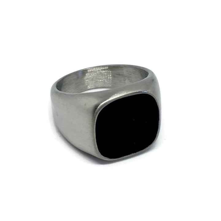 Onyx-Style Black Stone Ring by Gifts From The Crypt