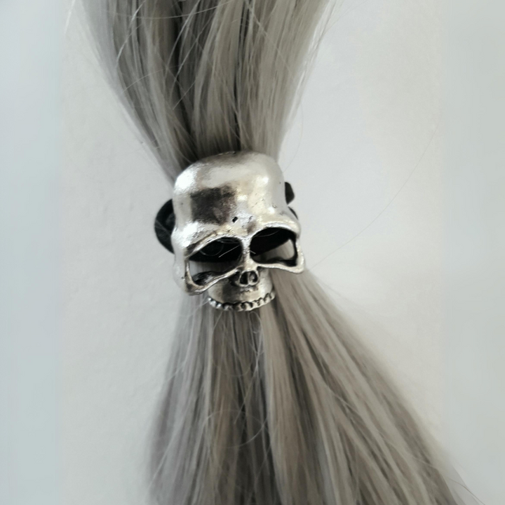 Skull Hair Tie by Darkstorm