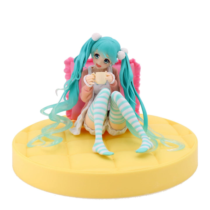 Hatsune Miku Figure Original Casual Wear Version by Taito