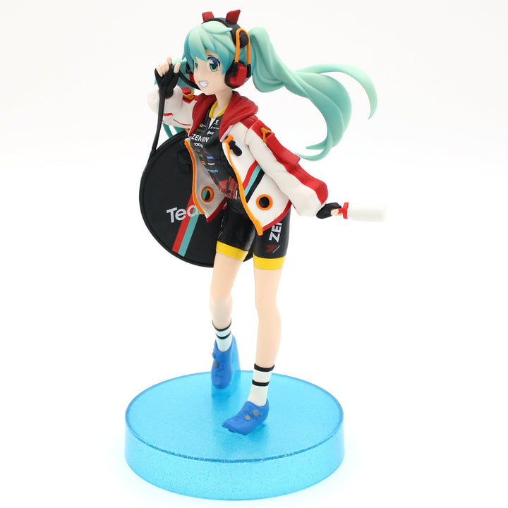 Hatsune Miku Racing P&T Racing Miku 2020 Team UKYO Figure by Banpresto