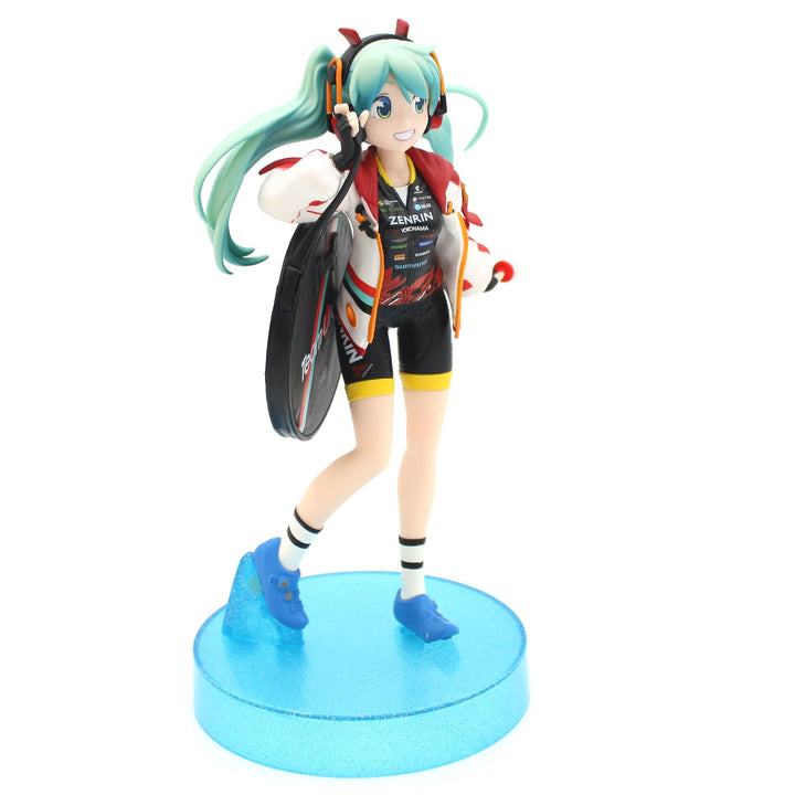 Hatsune Miku Racing P&T Racing Miku 2020 Team UKYO Figure by Banpresto