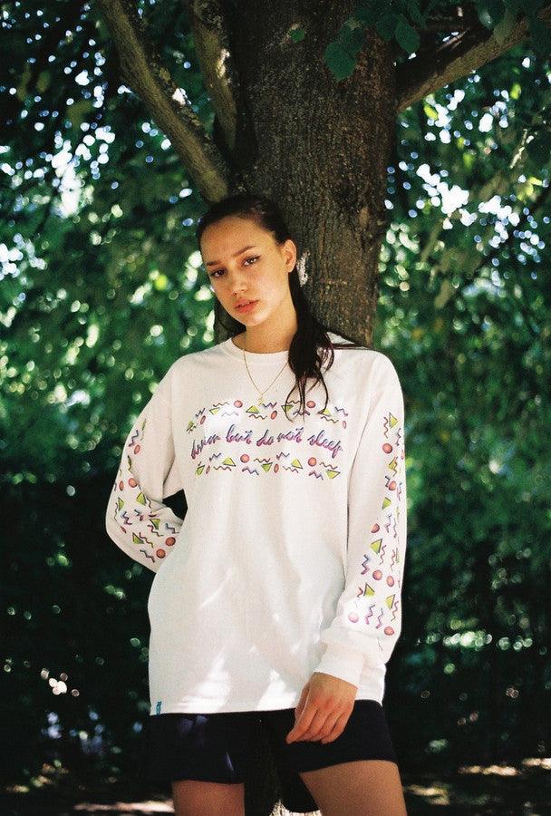 White Long Sleeved T-shirt With 80's Geometric Design by Dreambutdonotsleep