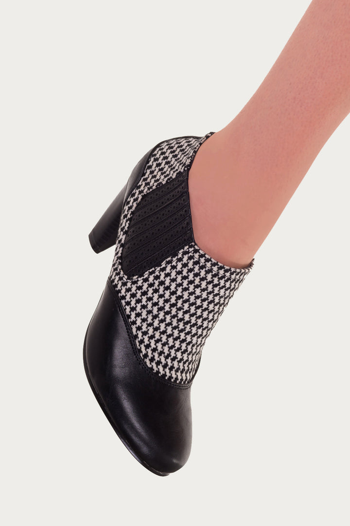 Banned Apparel - Houndst Marion 80's Polkadot Boots - napoleonshousecleaning Husinec