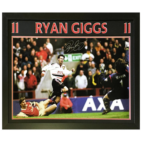 Manchester United FC Giggs Signed Framed Print by Manchester United FC