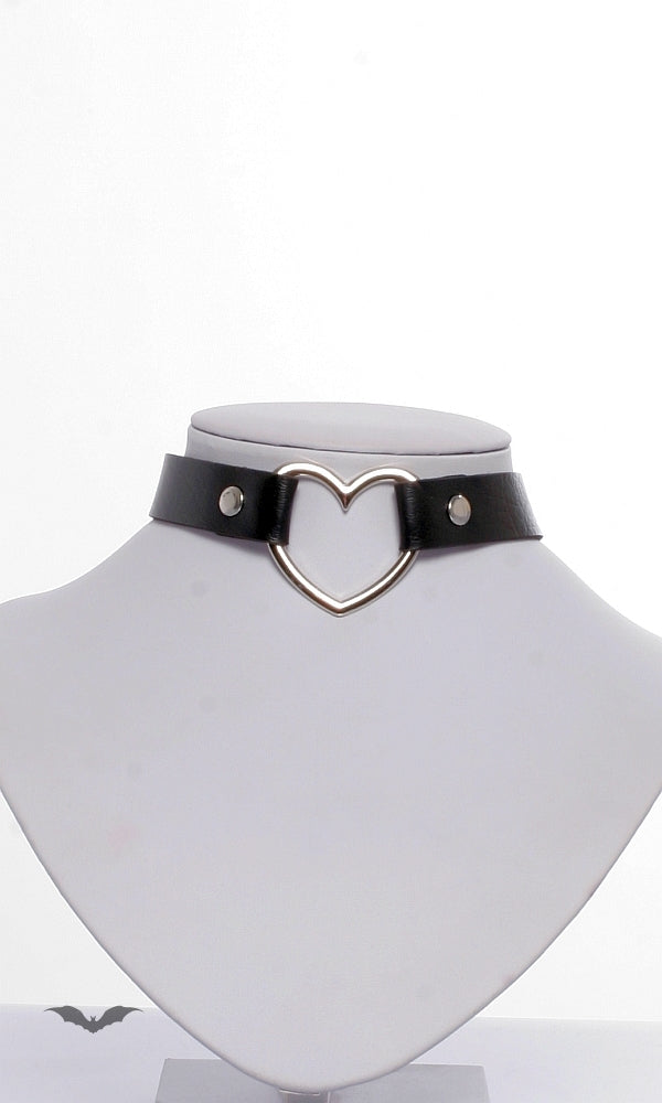 Queen of Darkness - Collar with Heart by Queen Of Darkness